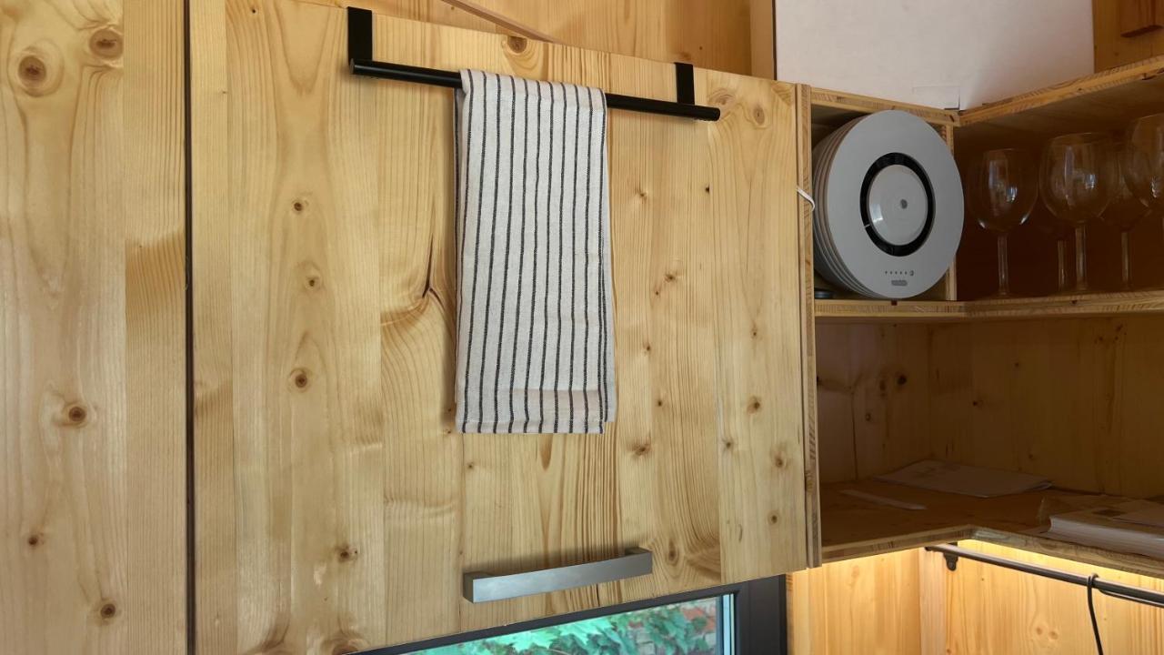 Tiny House Baraczek Brno-Jundrov, Ulice Veslarskaアパートメント エクステリア 写真