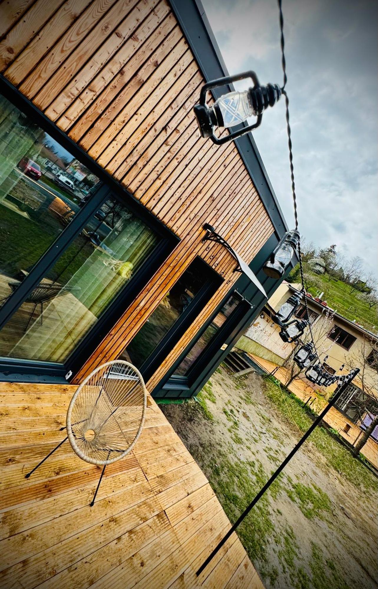Tiny House Baraczek Brno-Jundrov, Ulice Veslarskaアパートメント エクステリア 写真